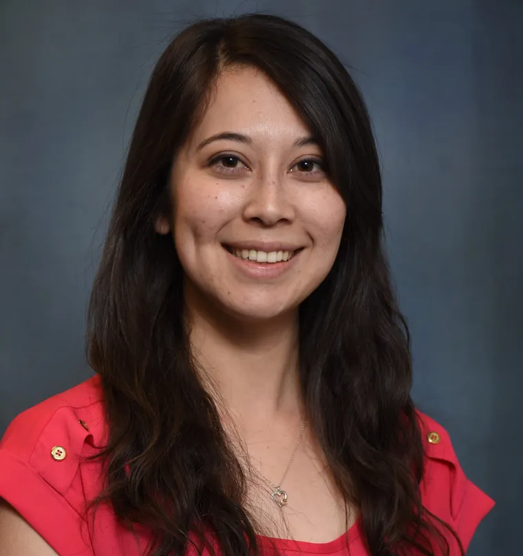 Headshot of Alyssa Sachs smiling